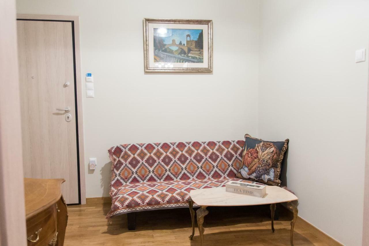 Quality Home In Athena Bagian luar foto