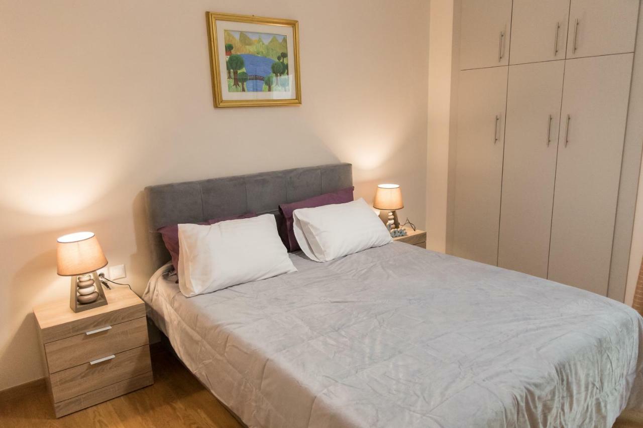 Quality Home In Athena Bagian luar foto